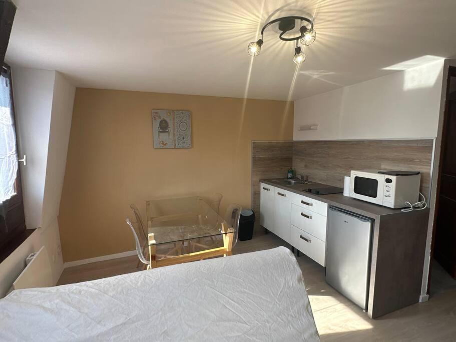 Magnifique Duplex Tout Confort Beauvais Exterior foto